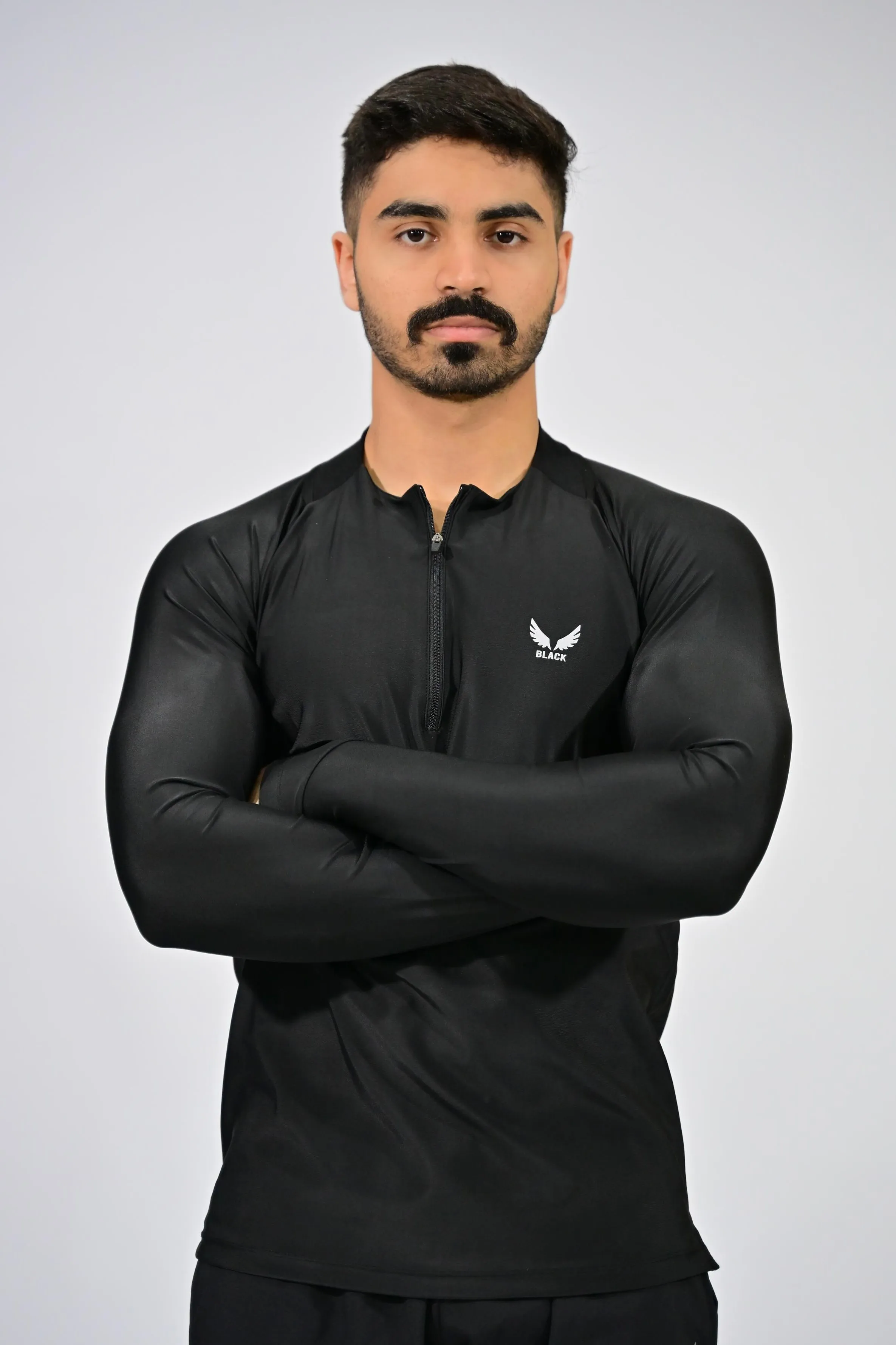 APEX MOCK NECK BLACK