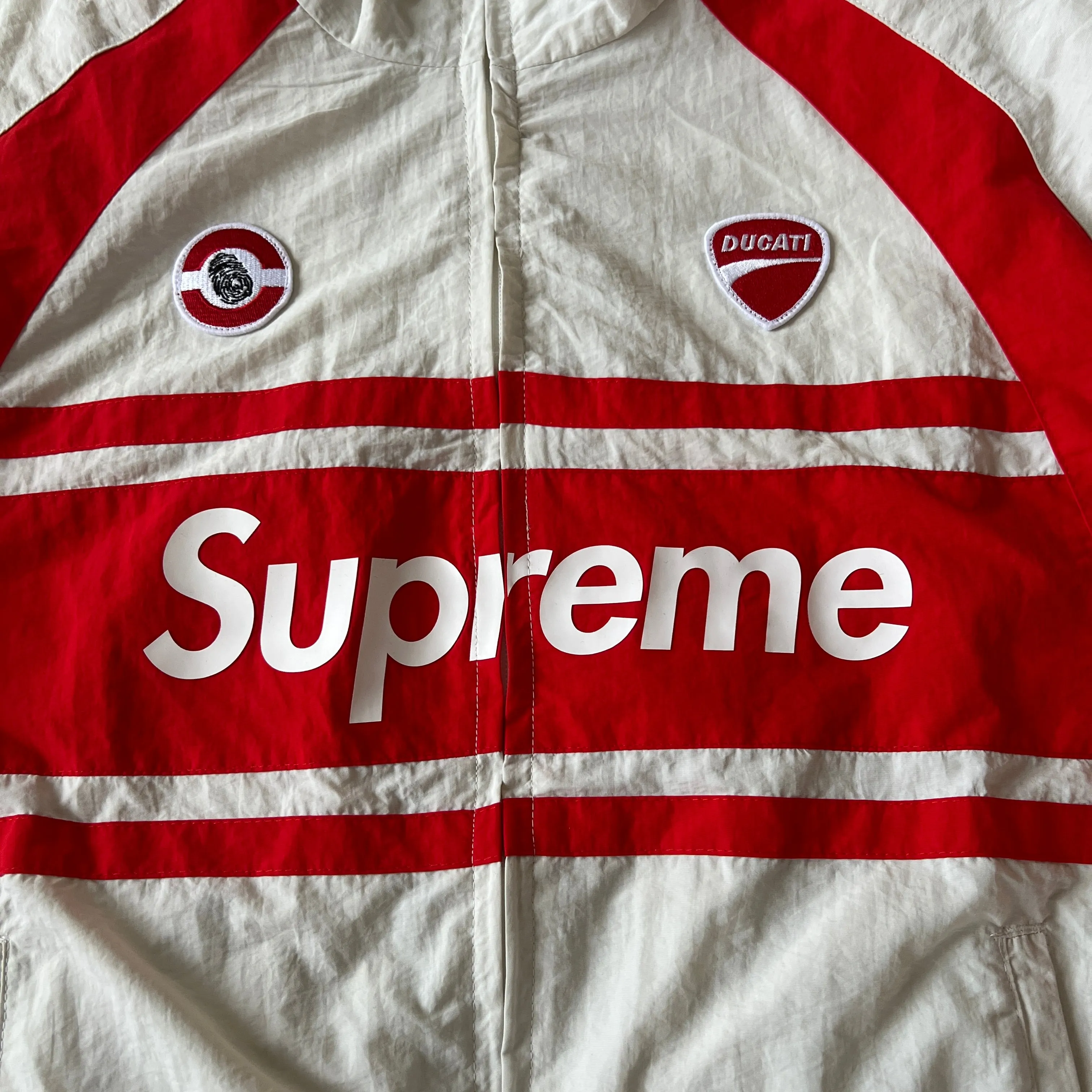 Campera Supreme Ducati Track Celeste