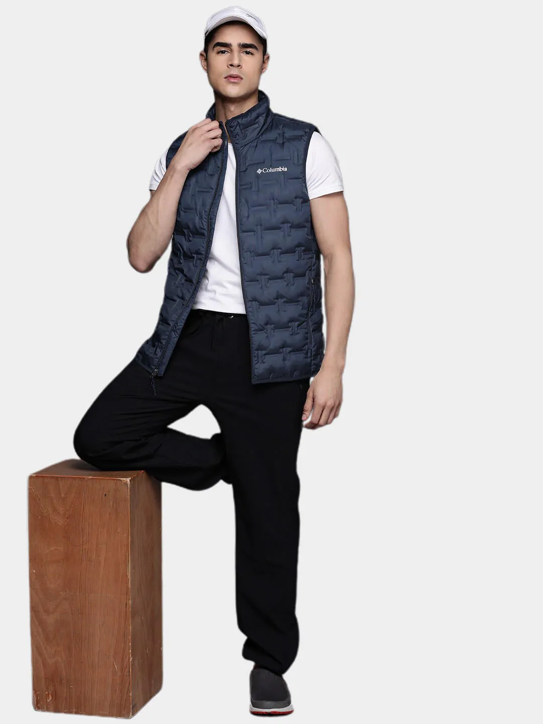 Columbia Men Blue Delta Ridge Down Vest