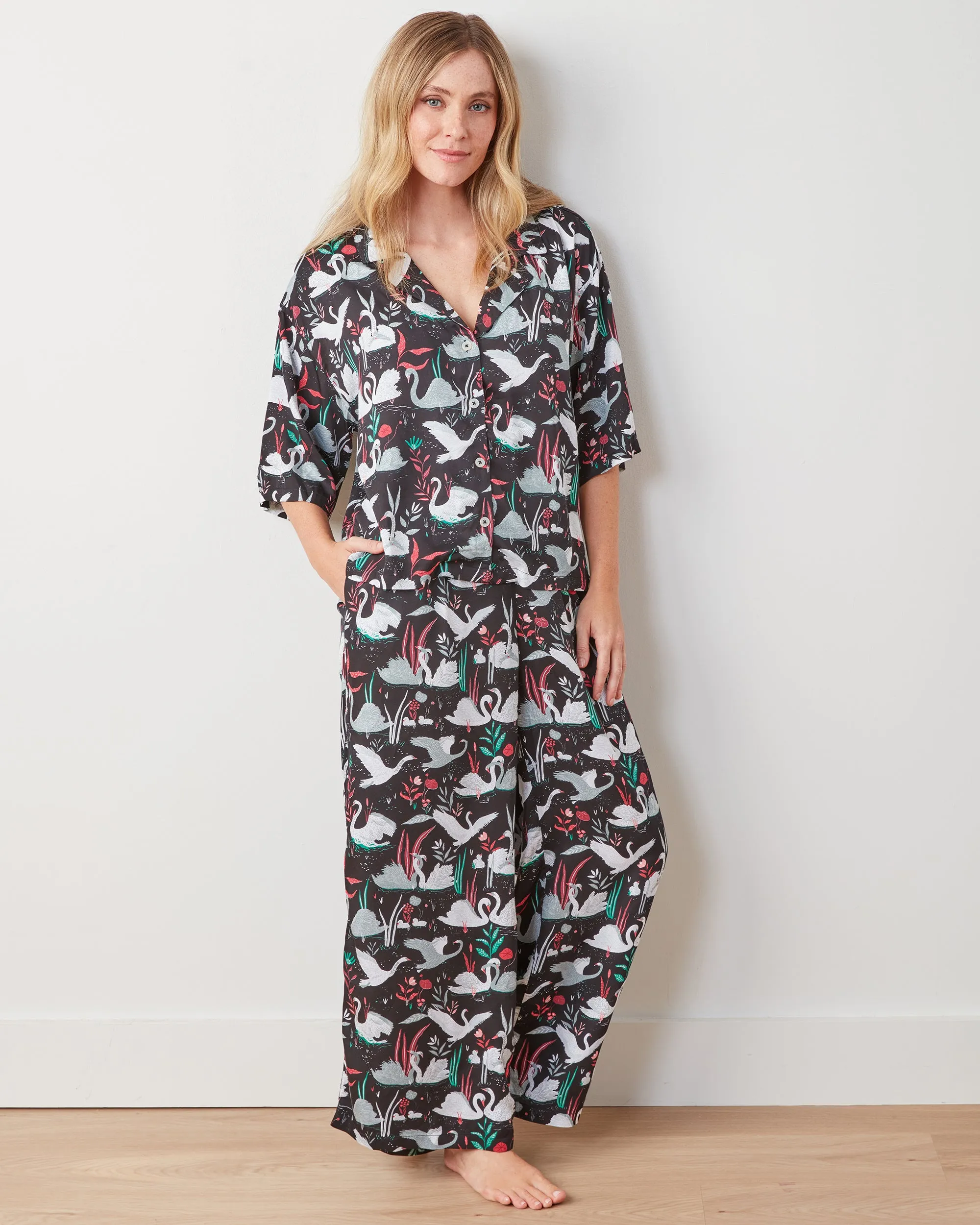 Enchanted Swans - Satin Wildest Dreams & Robe Set - Starless Sky