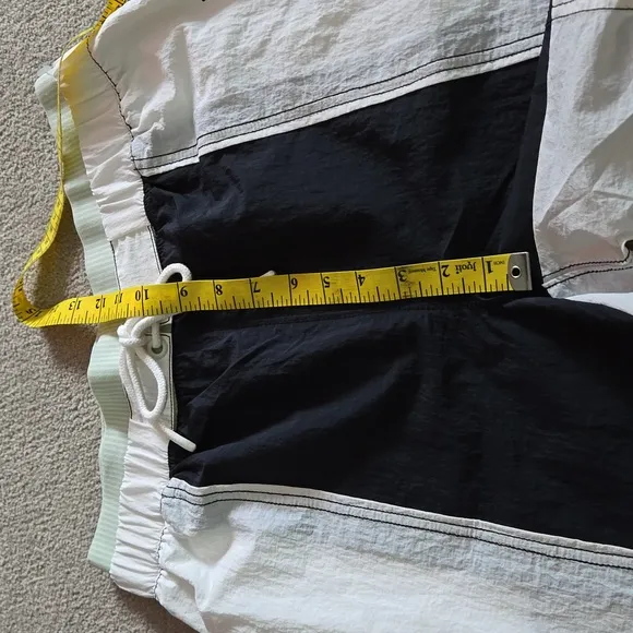 Free People NWOT Athletic Shorts Small