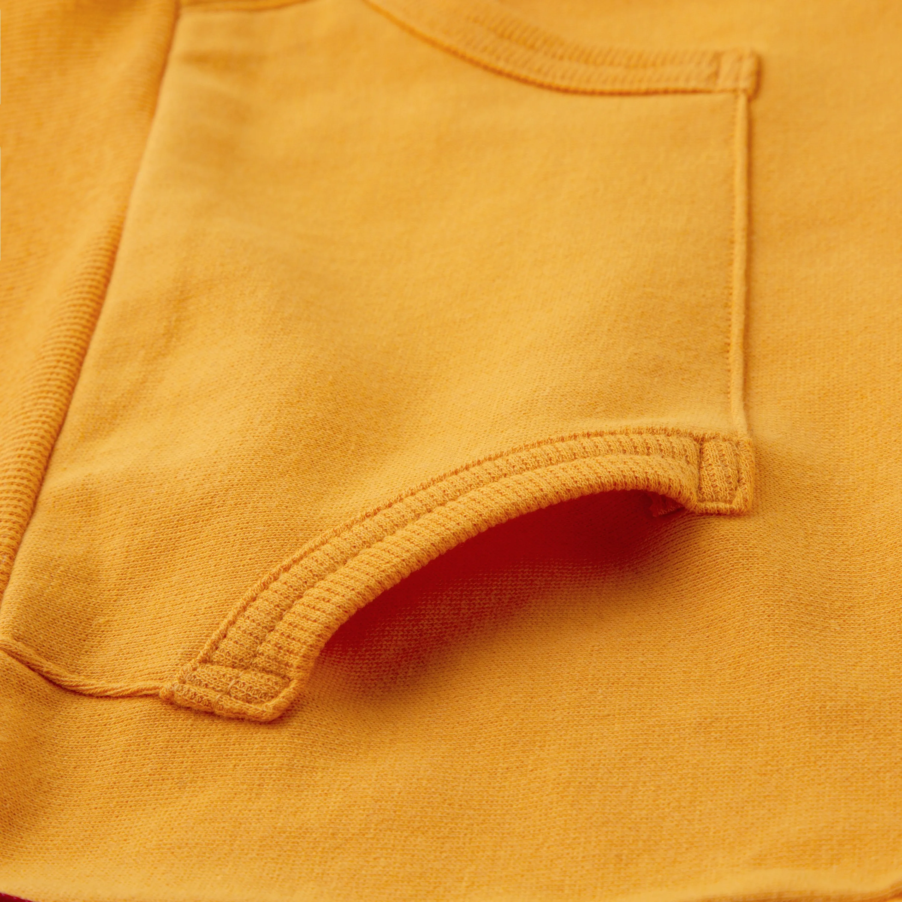 HOT BISCUITS SWEAT SHIRT