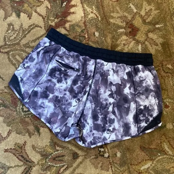 Hotty Hot 😍Lululemon Athletic Shorts.