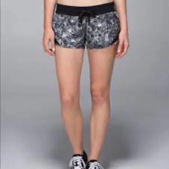 Hotty Hot 😍Lululemon Athletic Shorts.