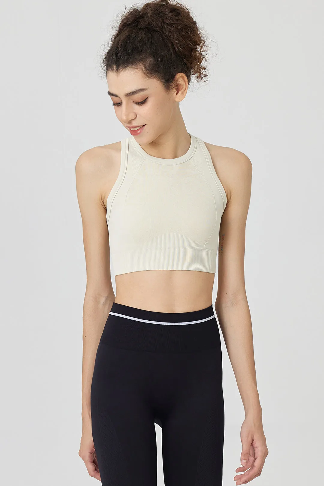 Jacquard Seamless Knit Sports Bra with Built-in Cups
