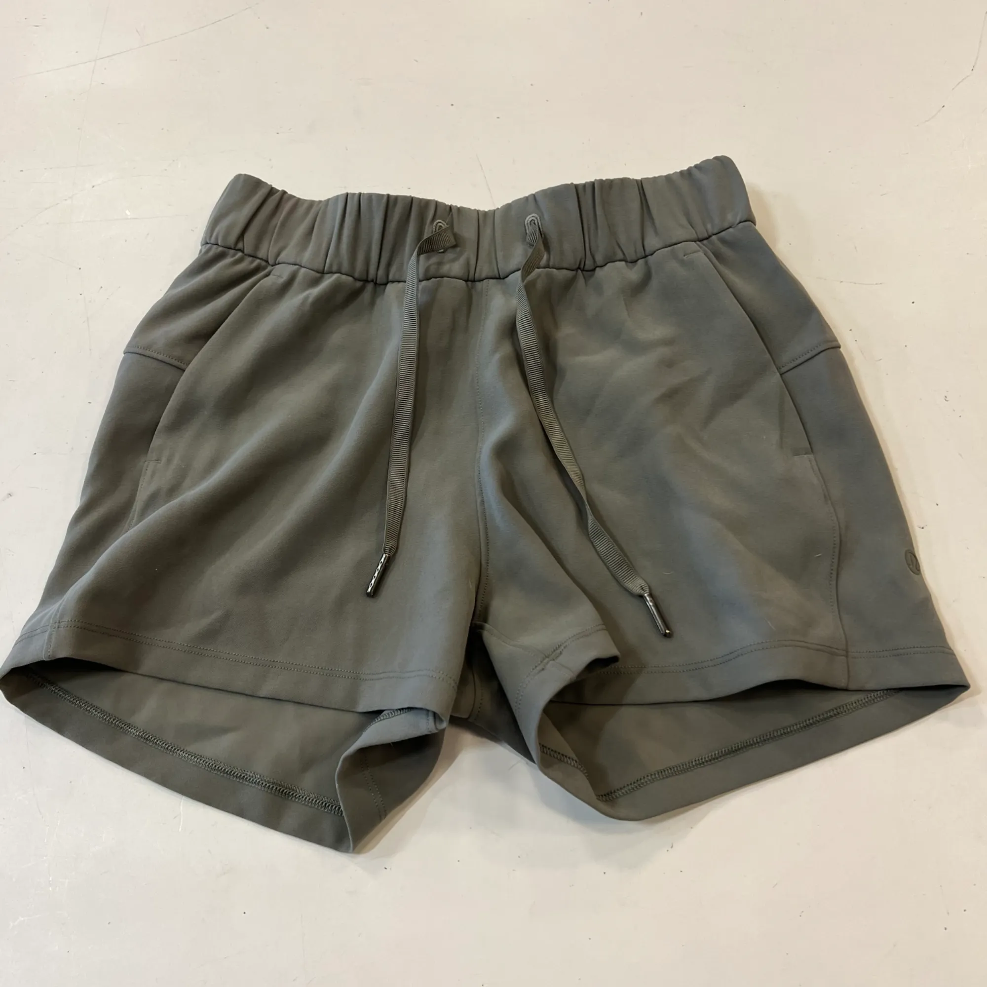 Lulu Lemon Athletic Shorts Size Small