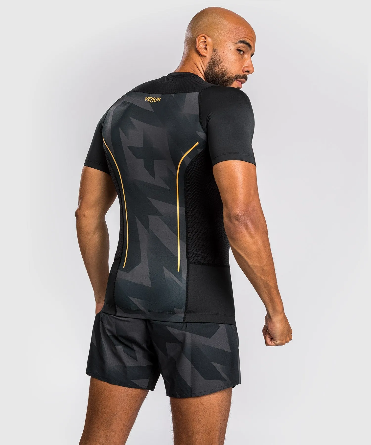 Maglietta Venum Razor Compression - Maniche corte - Nero/Oro