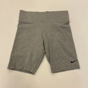 Nike Athletic Shorts Size Medium