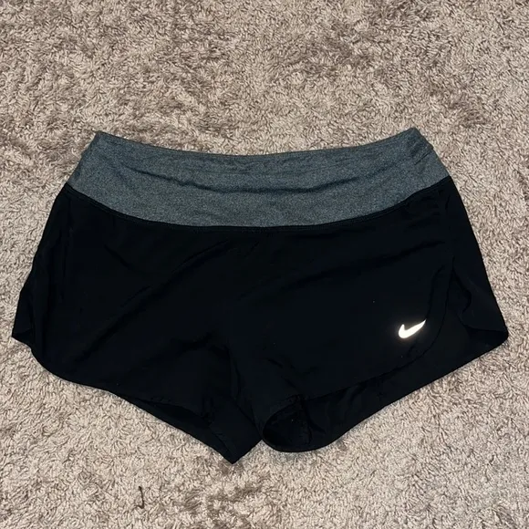 💜Nike athletic shorts