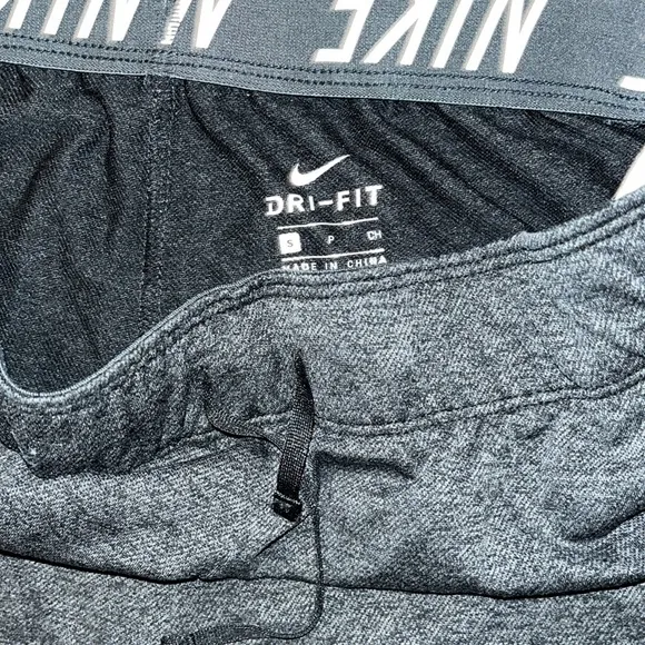 💜Nike athletic shorts