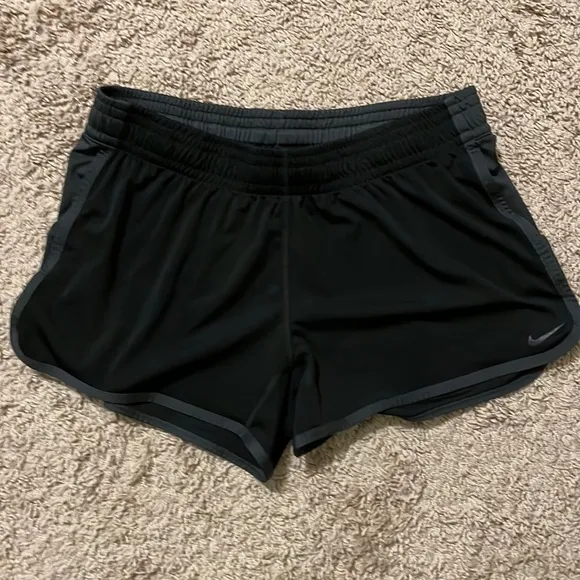💜Nike athletic shorts
