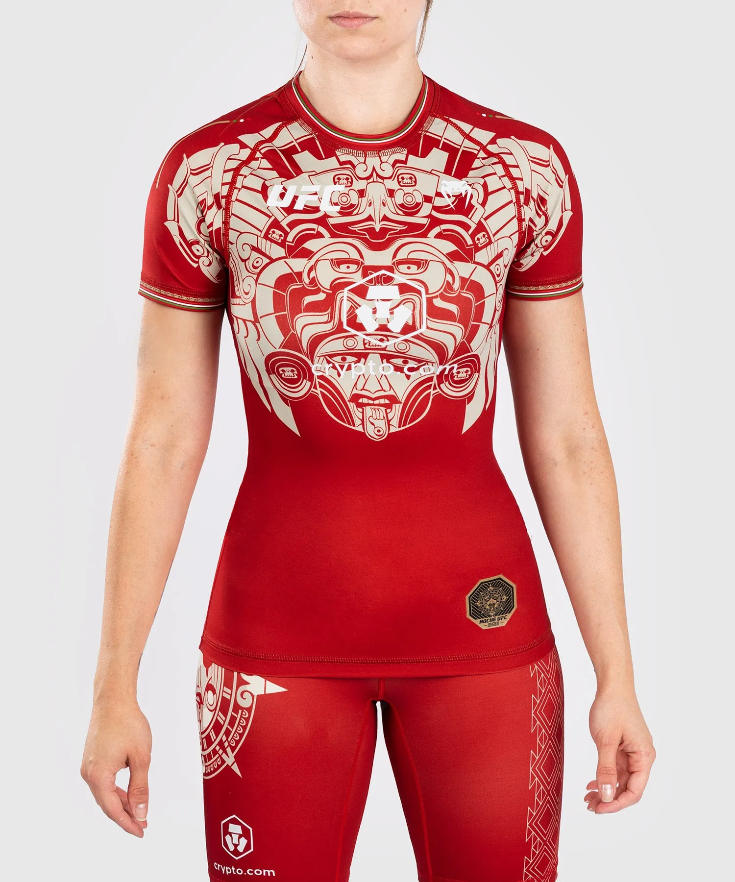Noche UFC by Venum Authentic Fight Night Performance Rashguard met korte mouwen voor dames, rood