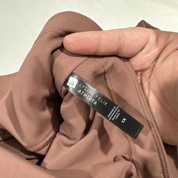 NWT $69 Athleta x Allyson Felix [ 1X ] Legend Shortie Shorts‎ Hearth Rose