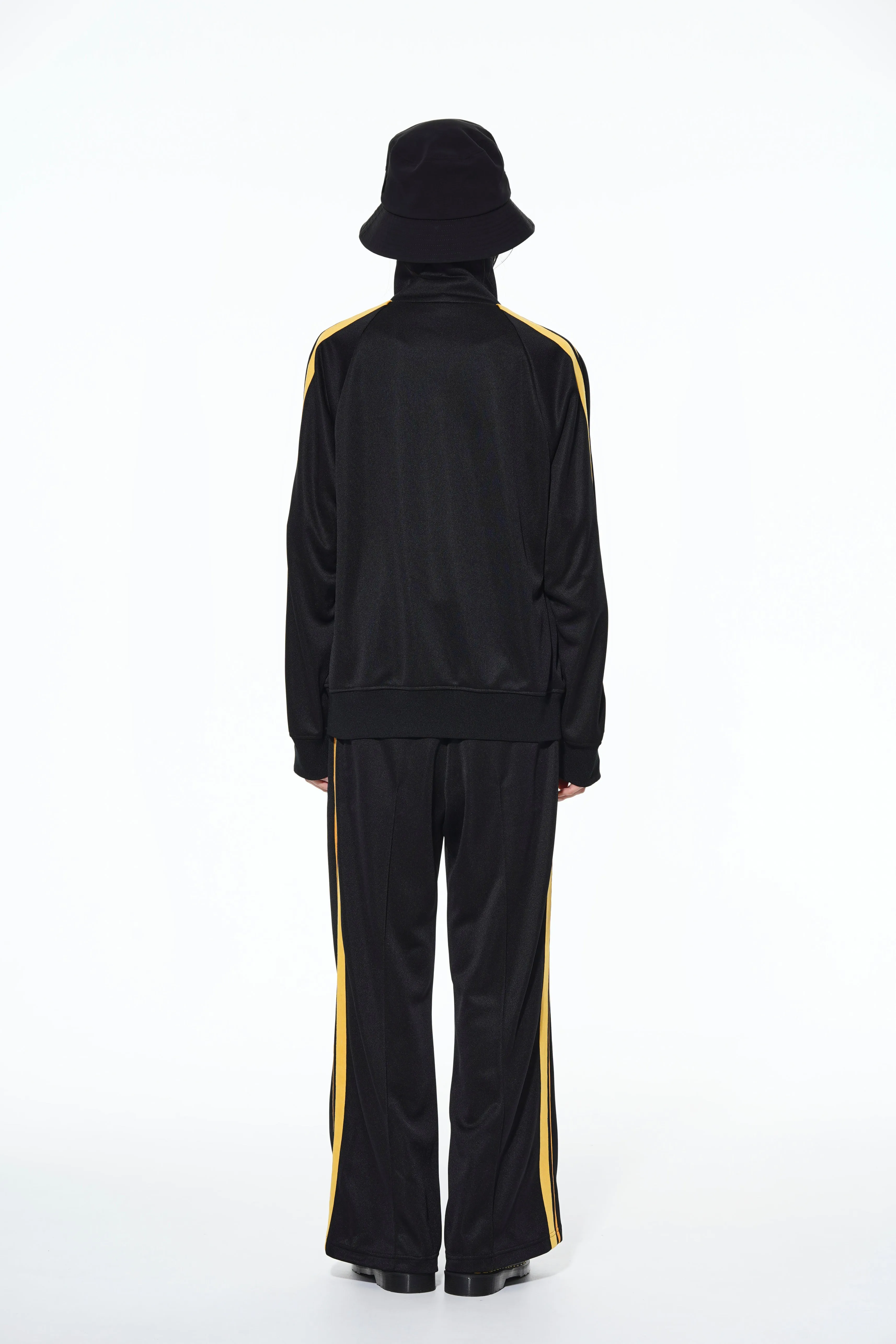PE/SMOOTH JERSEY GEOMETRIC PATTERN EMBROIDERY SIDE TAPE LINE FLARE PANTS