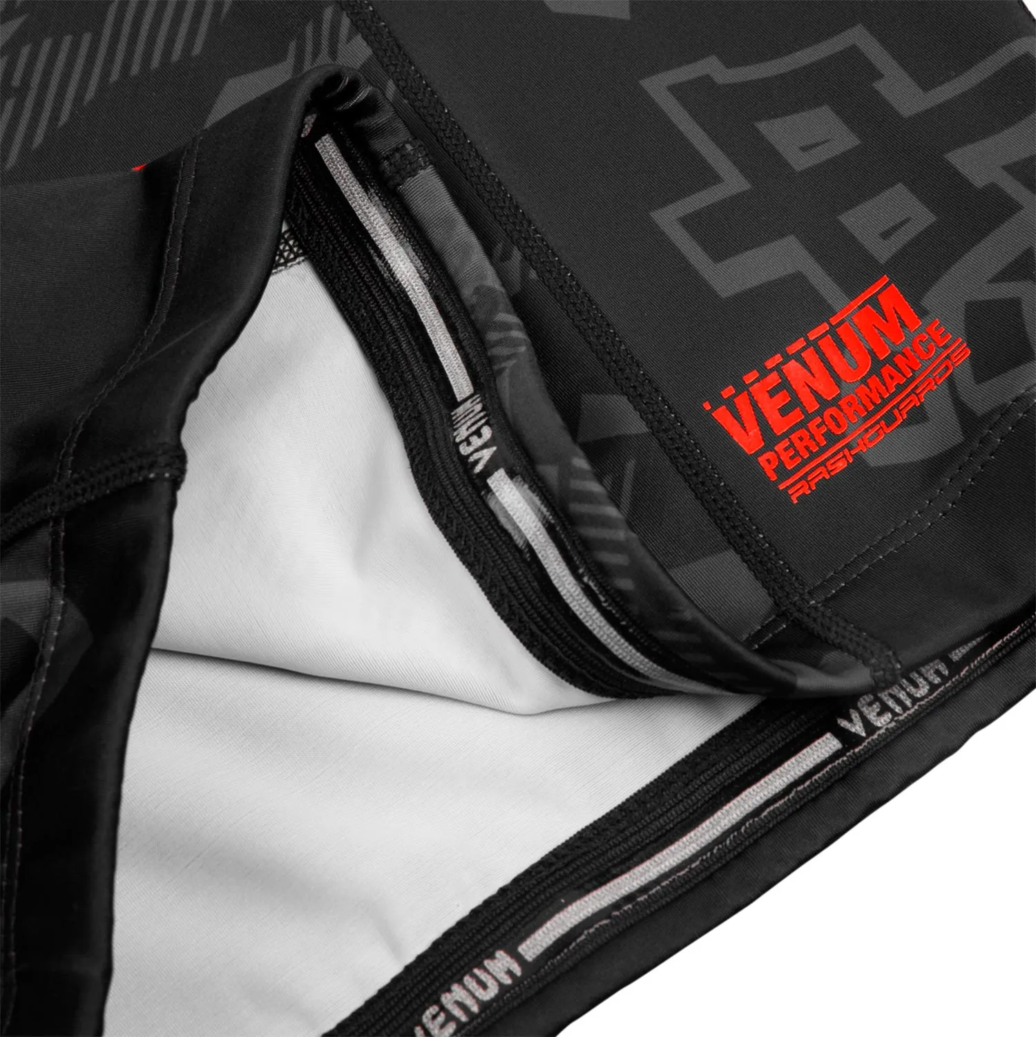 Rashguard Venum Okinawa 2.0 - Manches Longues - Noir/Rouge