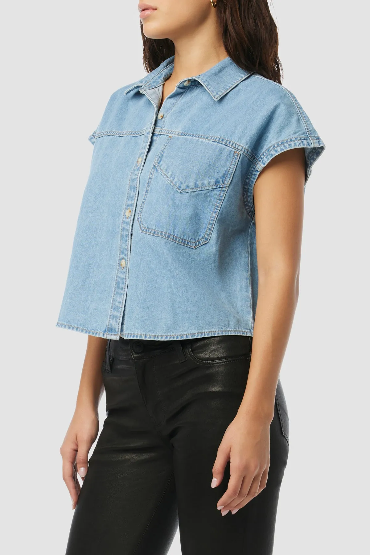 Sleeveless Camp Shirt