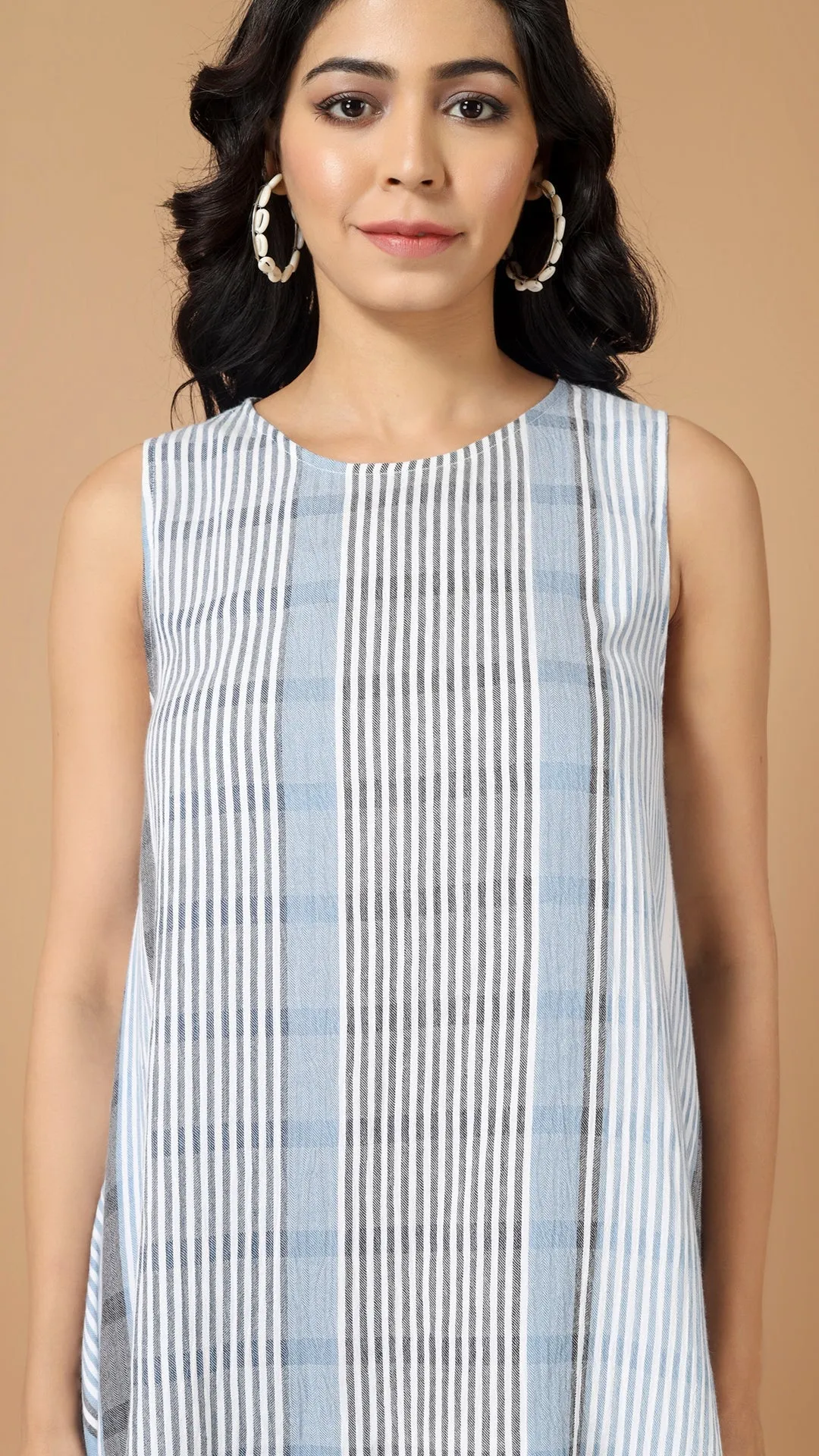 STRIPED SLEEVELESS TOP