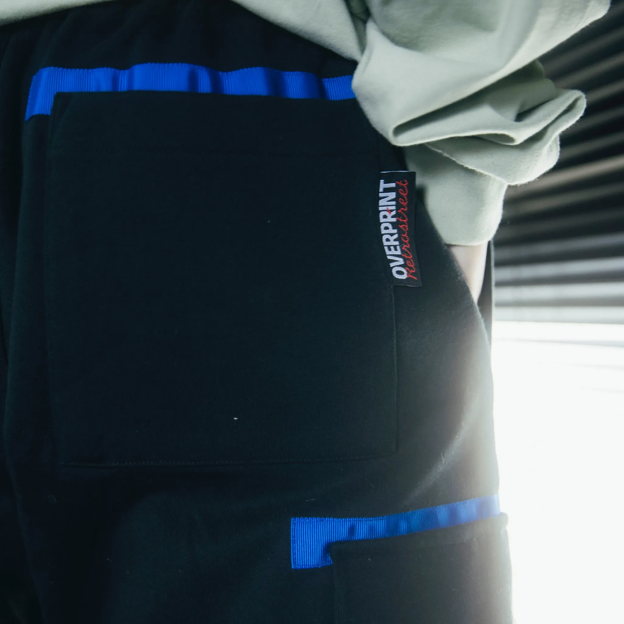 sweat cargo pants black