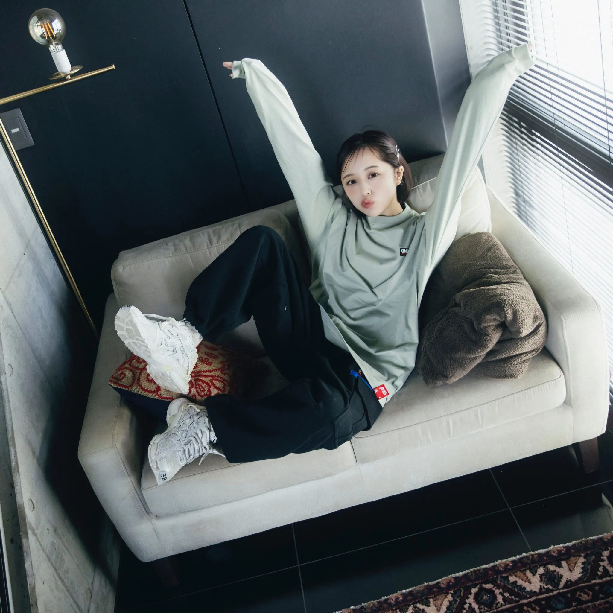 sweat cargo pants black