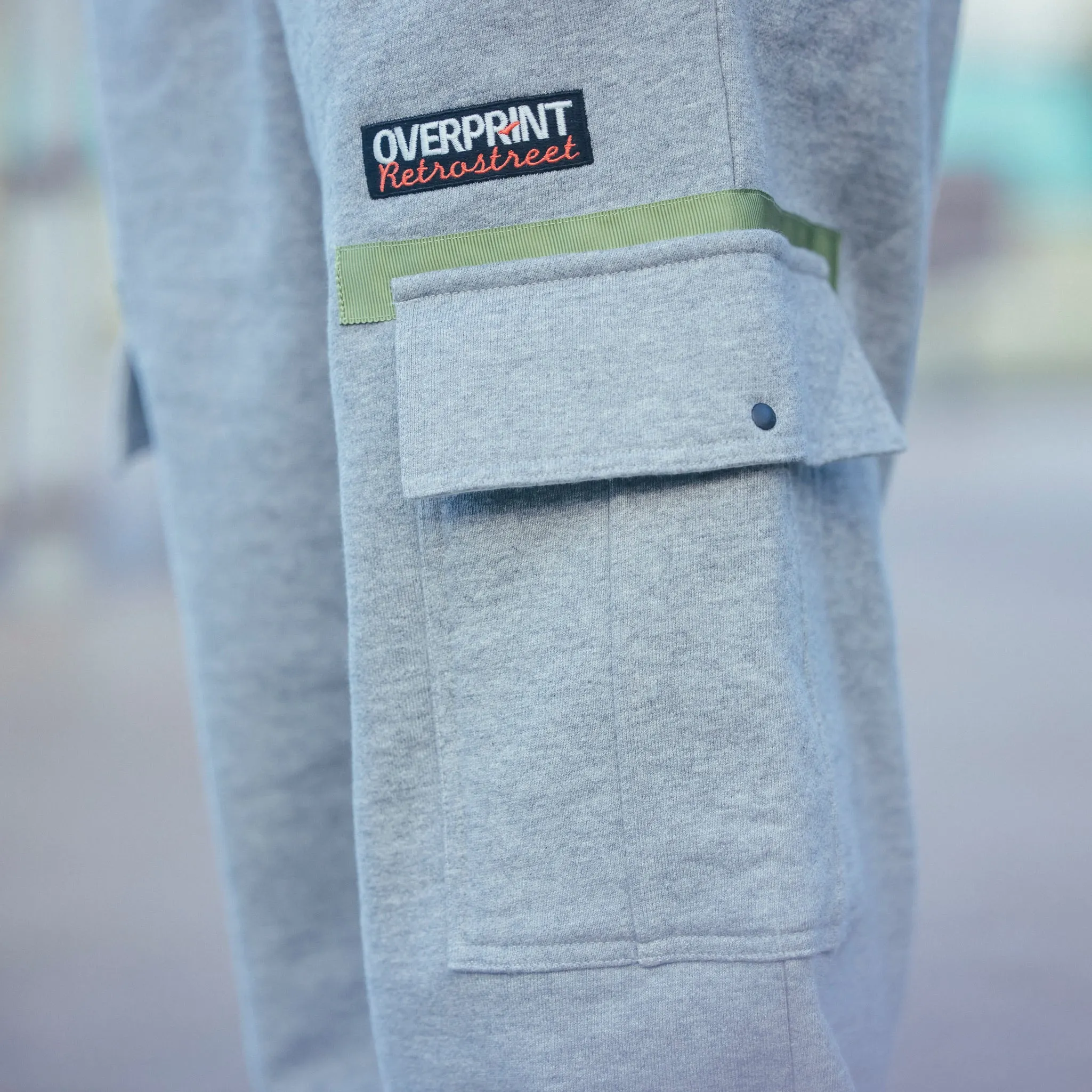 sweat cargo pants gray