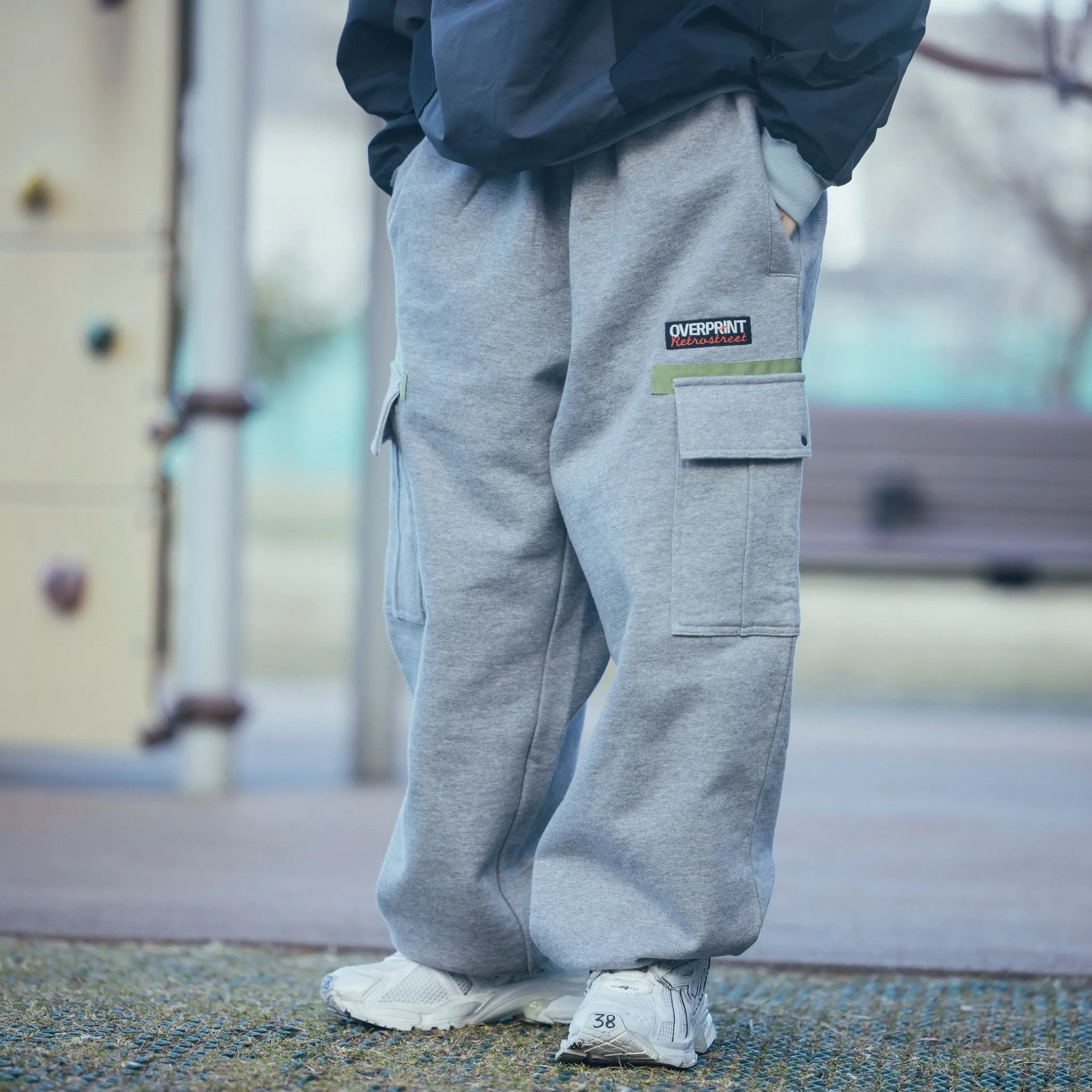 sweat cargo pants gray