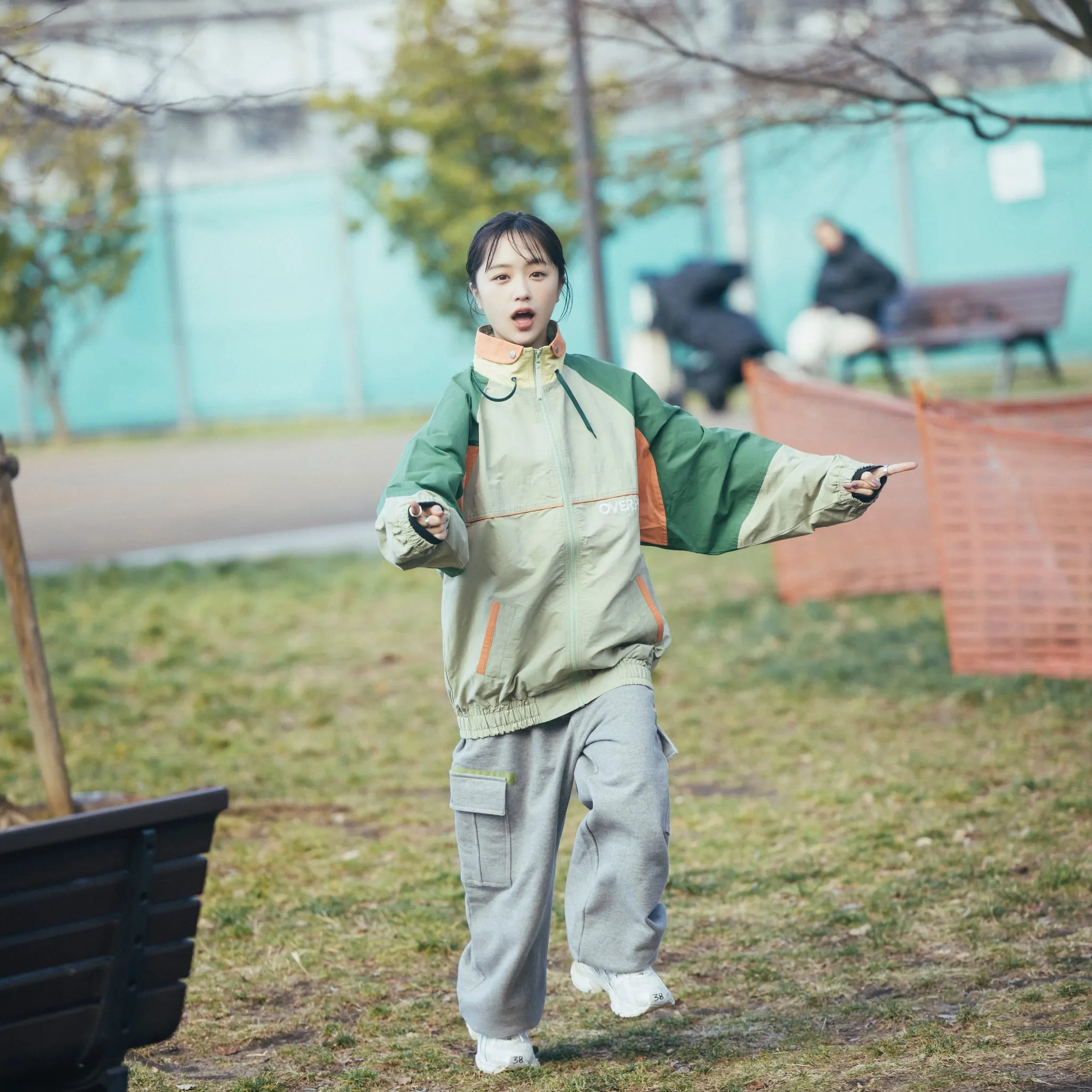 sweat cargo pants gray