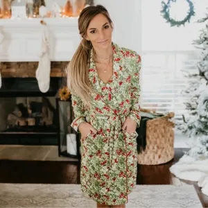 SWEETHONEY WOMEN'S ROBE - HOLIDAY FOLIAGE CHRISTMAS ROBE NWT