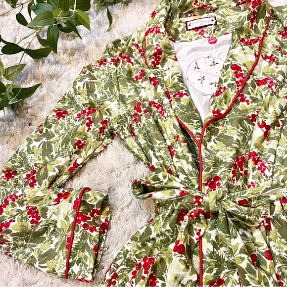 SWEETHONEY WOMEN'S ROBE - HOLIDAY FOLIAGE CHRISTMAS ROBE NWT