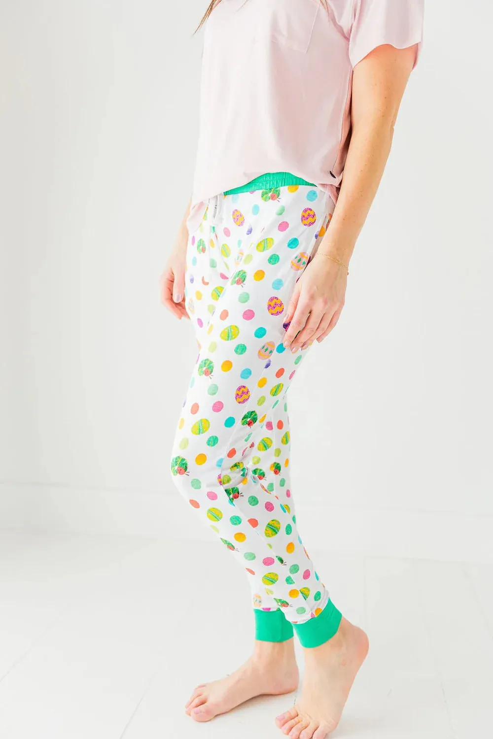 The Sleepy Sloth The World of Eric Carle™ Green The Very Sleepy Caterpillar Print Women's Sleepy Pajama Pants