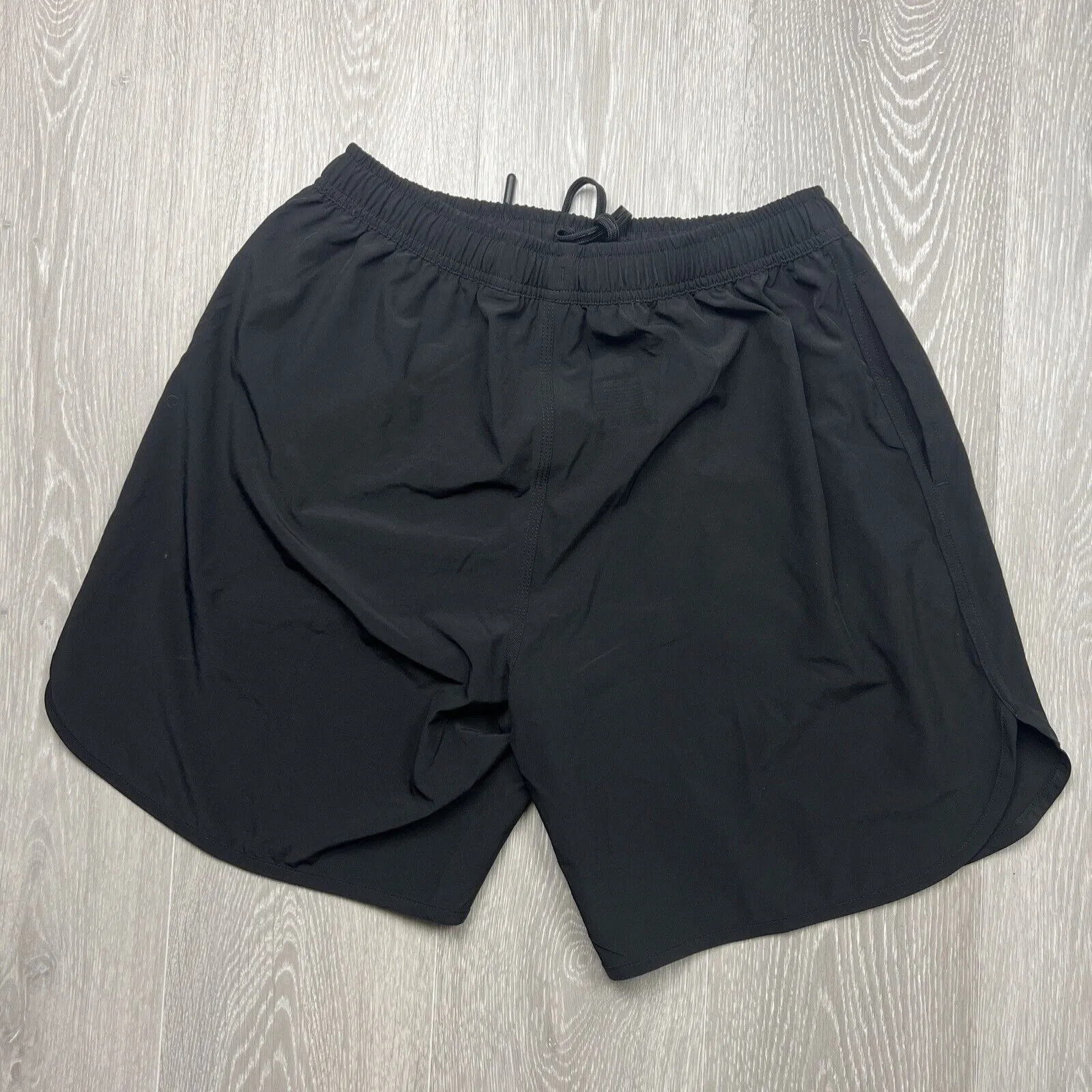 TWL Mens Black Athletic Shorts Size Medium