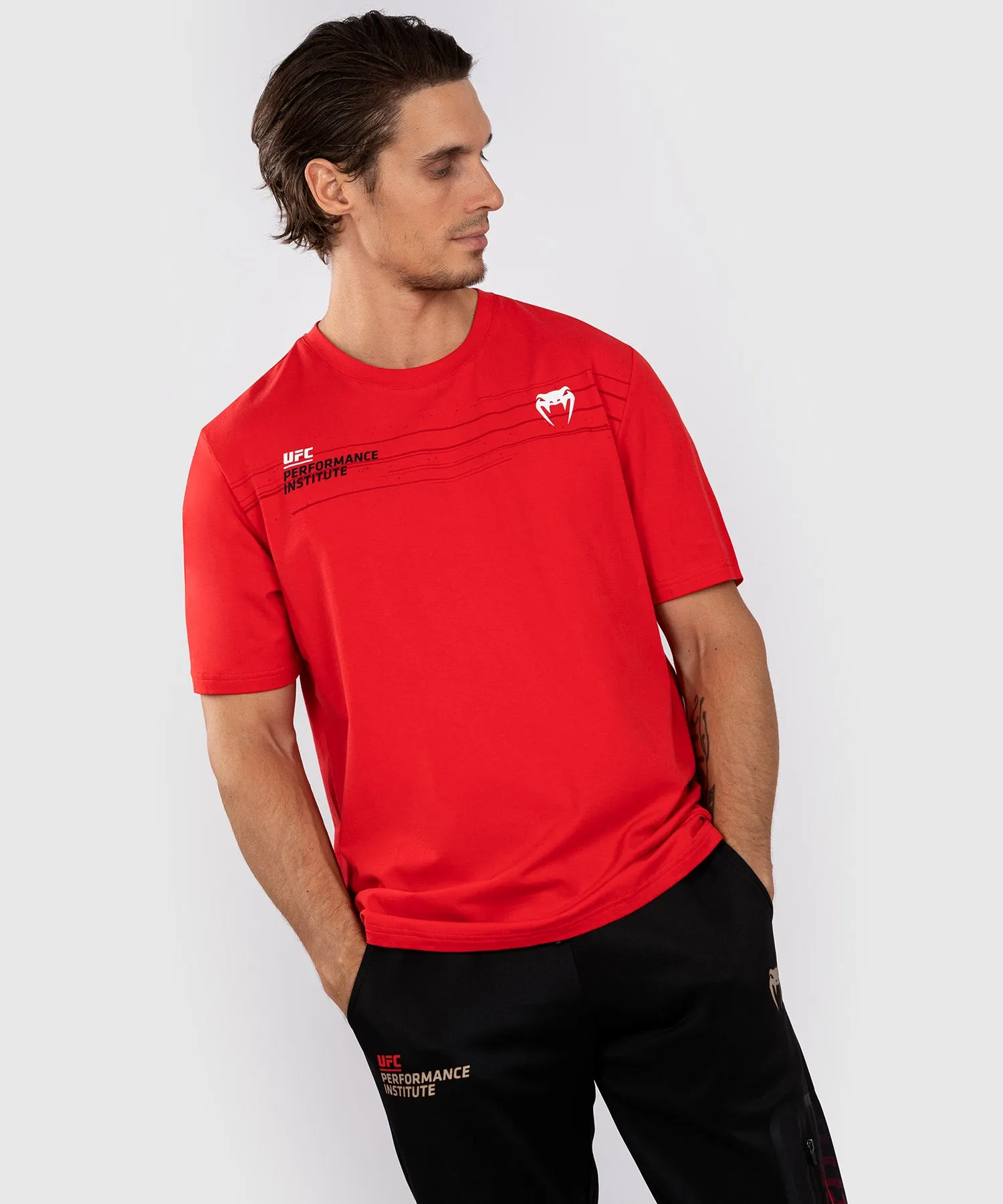 UFC Venum Performance Institute 2.0 Heren T-shirt - Rood