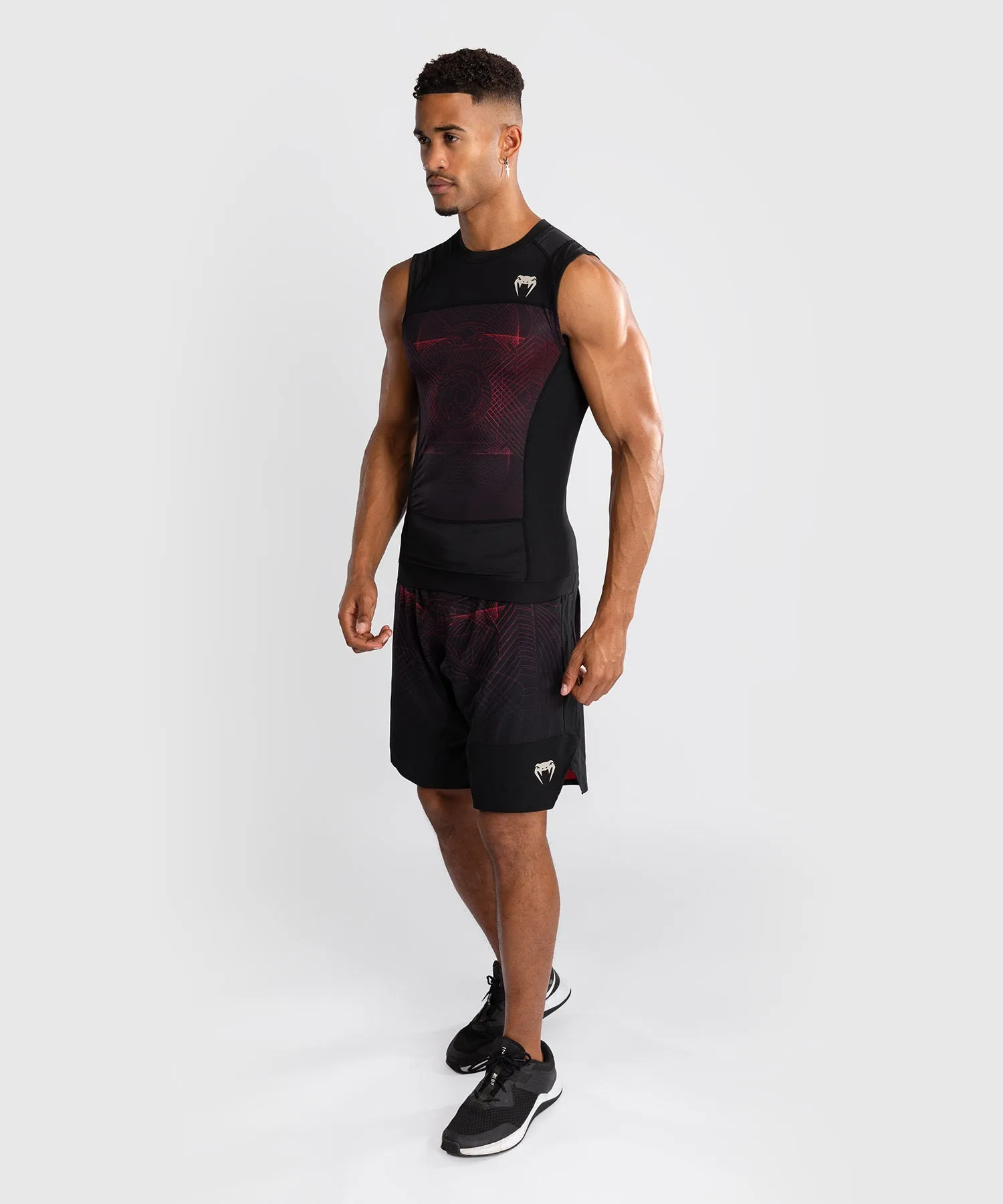 Venum G-Fit Air Rashguard Senza Maniche da Uomo - Nero Profondo/Rosso Fuoco