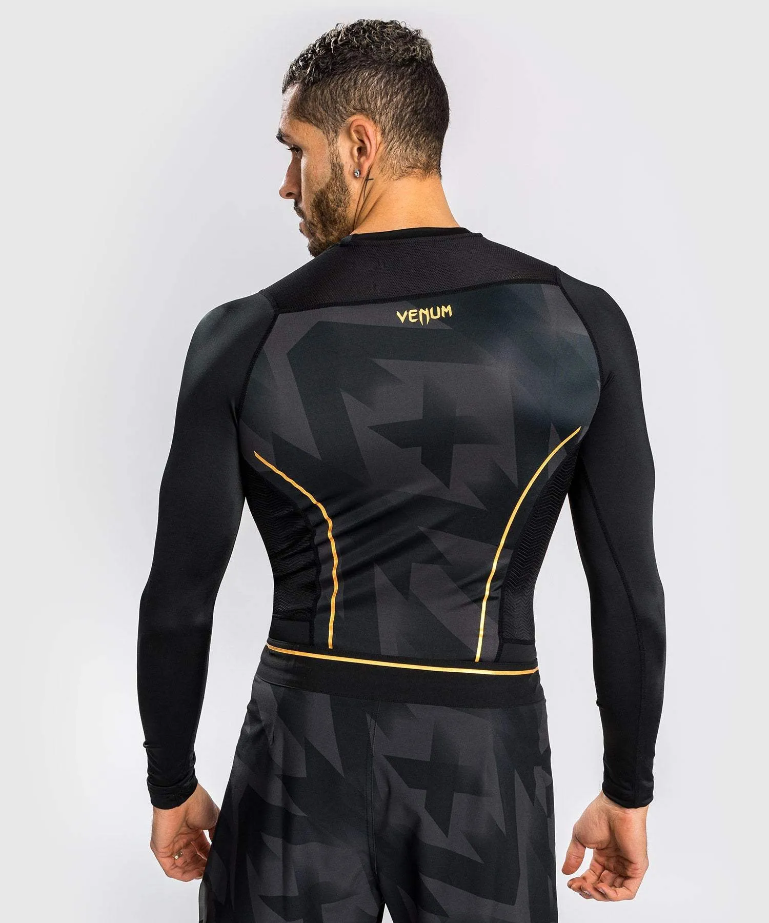 VENUM RAZOR RASHGUARD LONG SLEEVES