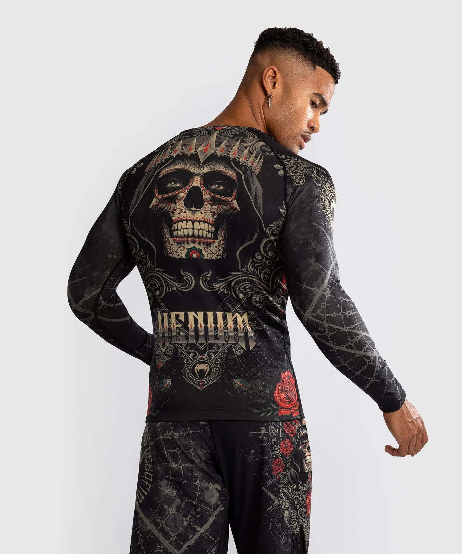 Venum Santa Muerte 5.0 Lange Mouwen Rashguard voor Heren - Diep Zwart/Goud
