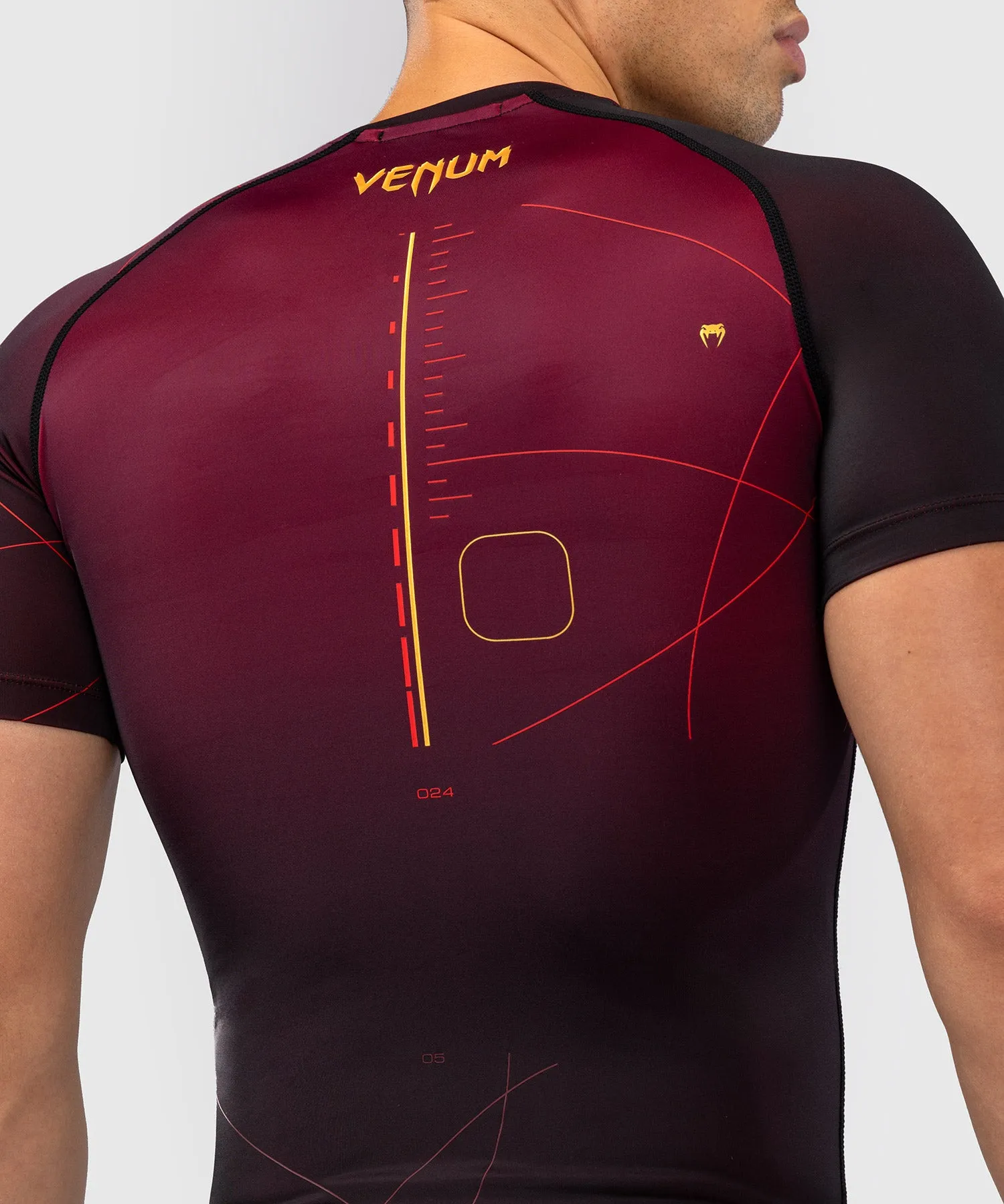 Venum Tactical XT Heren-Rashguard met korte mouwen - Zwart/Bourgondië/Goud