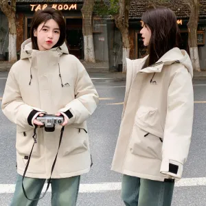 Water-Resistant Hooded Puffer Jacket Suitable for Climbing