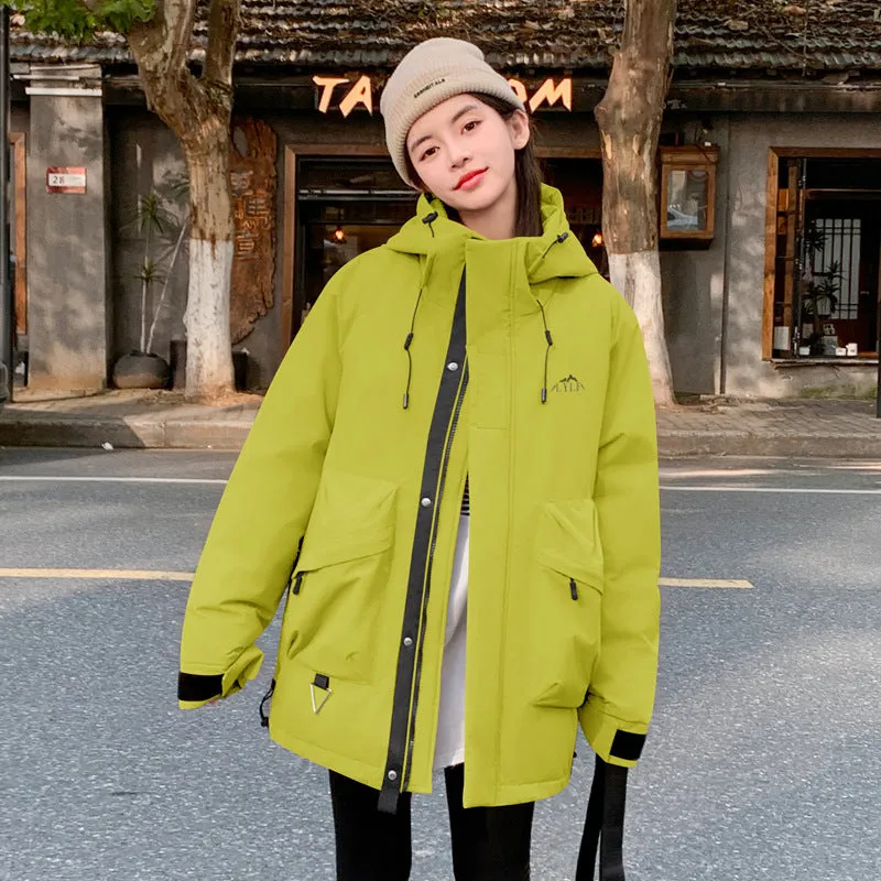 Water-Resistant Hooded Puffer Jacket Suitable for Climbing
