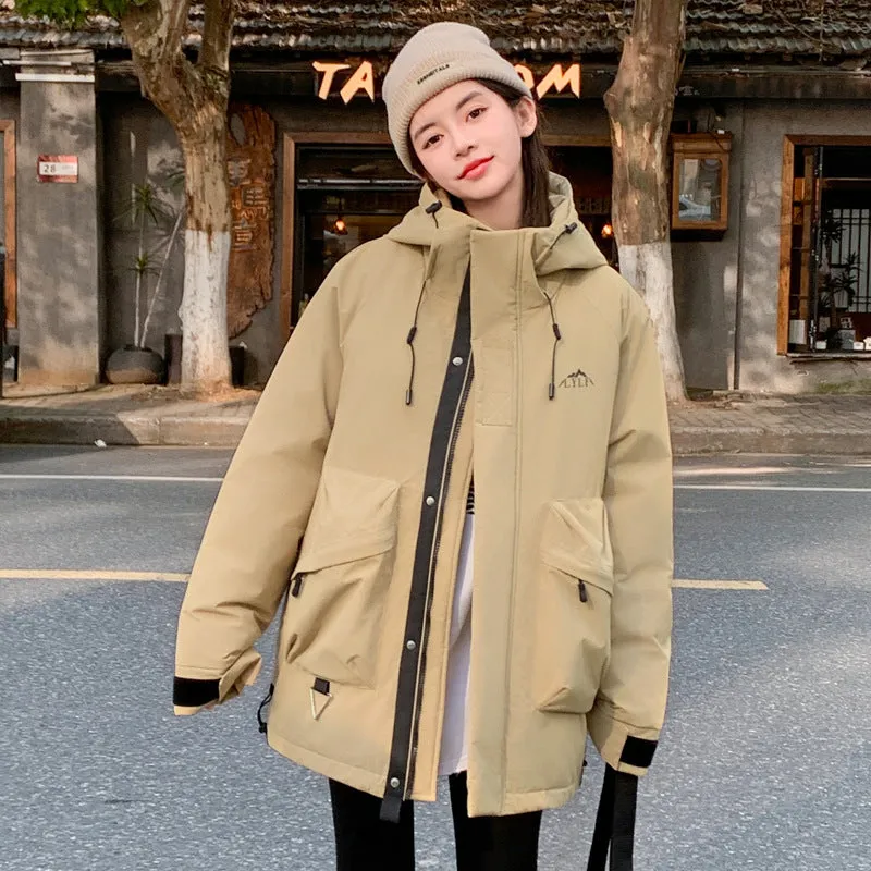 Water-Resistant Hooded Puffer Jacket Suitable for Climbing