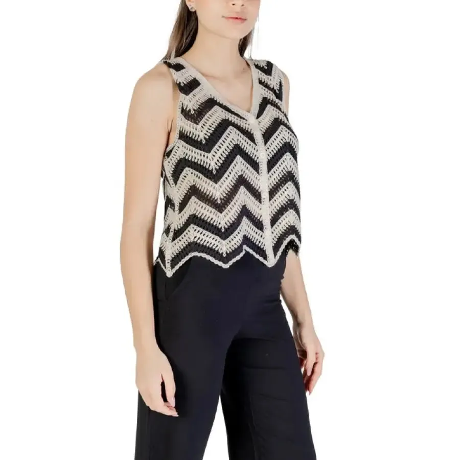 Womens Black and Beige Chevron Crochet Vest