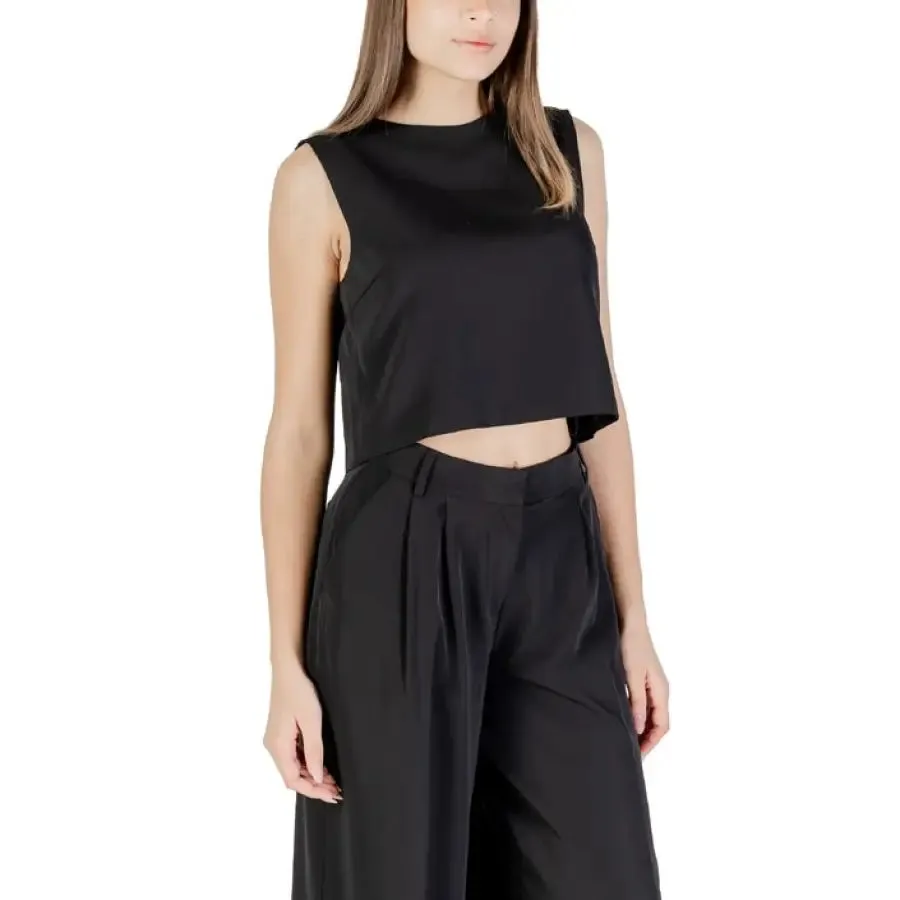 Womens Black Crop Top and Pants Outfit
