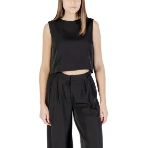 Womens Black Crop Top and Pants Outfit