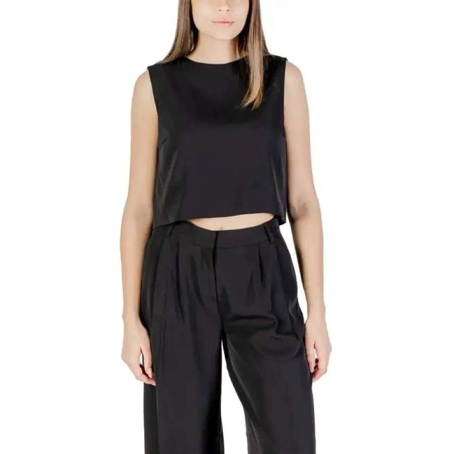 Womens Black Crop Top and Pants Outfit
